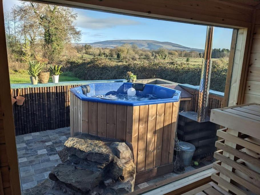 Secluded Private Cottage Hot-Tub, Sauna & Fire-Pit Carrick on Shannon Kültér fotó